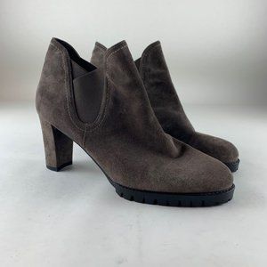 Stuart Weitzman Brown Sueded Leather Lug Sole Ankle Boots 10M